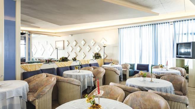 Hotel Ambasciatori Palace Lido di Jesolo Ngoại thất bức ảnh