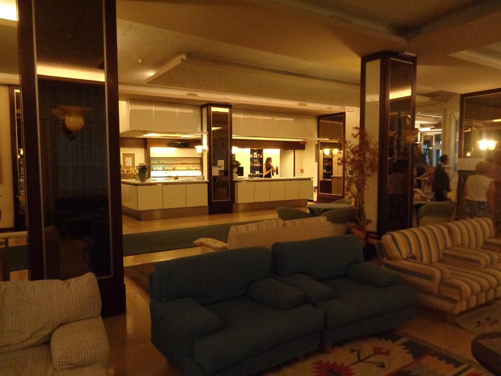 Hotel Ambasciatori Palace Lido di Jesolo Ngoại thất bức ảnh